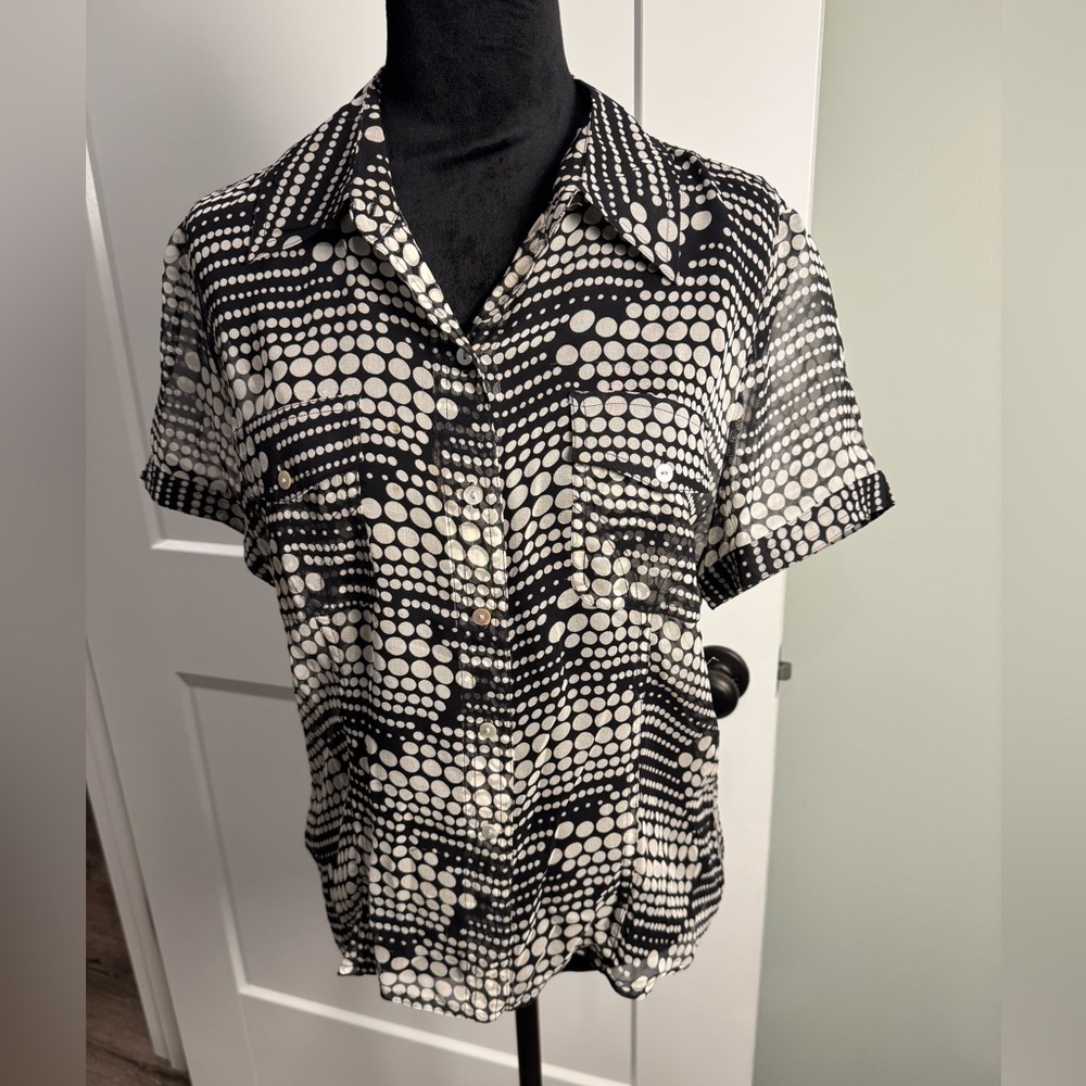Spencer Jeremy sheer silk short sleeve blouse mother of pearl buttons white dots